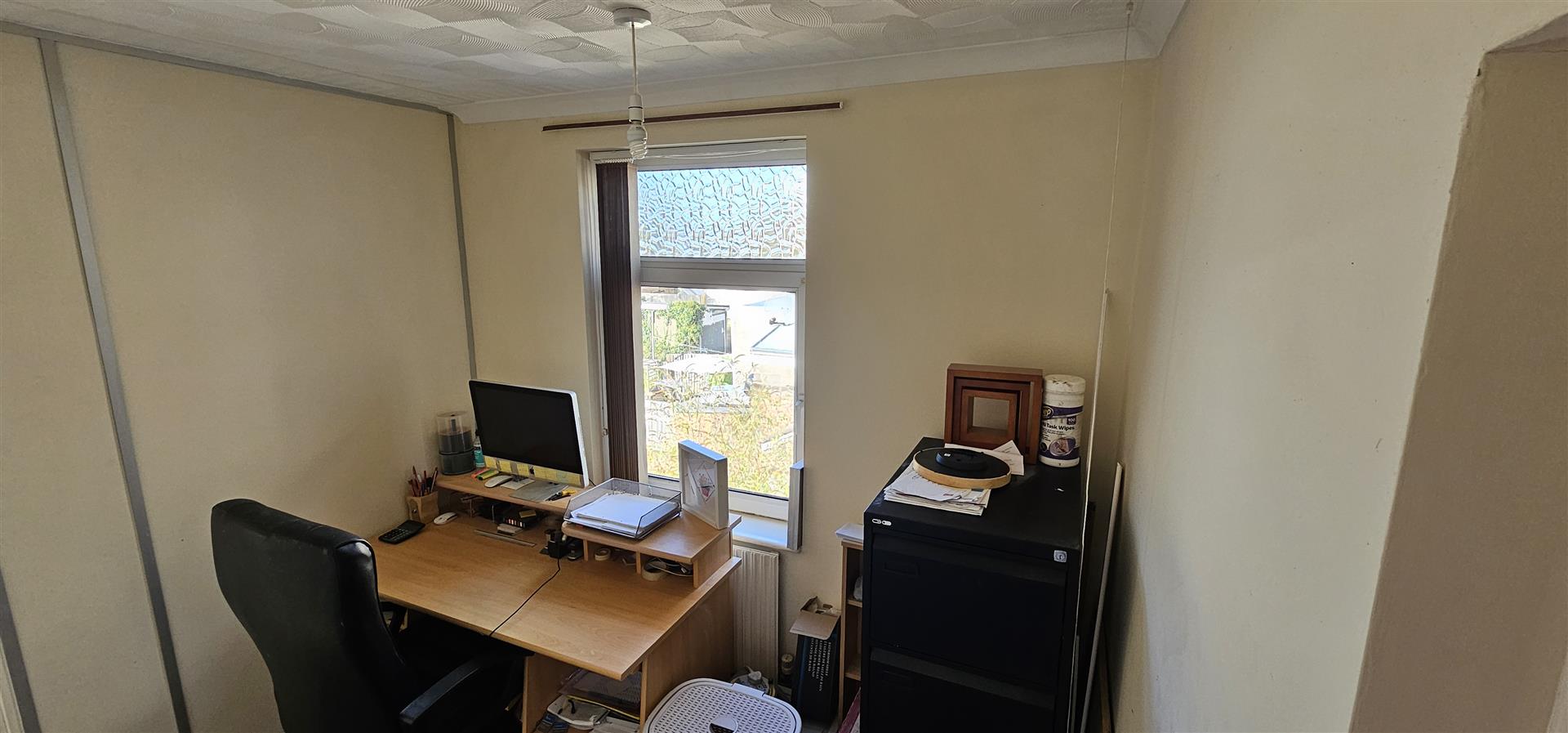 Armine Road, Fforestfach, Swansea, SA5 8DD